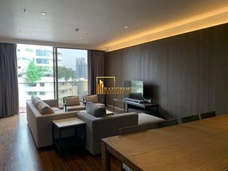 À louer 4 chambres appartement avec services à Khlong Toei, Bangkok