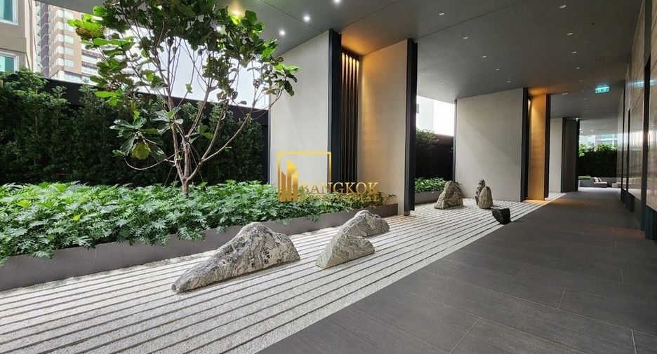 For rent 2 bedrooms condo in Khlong Toei, Bangkok