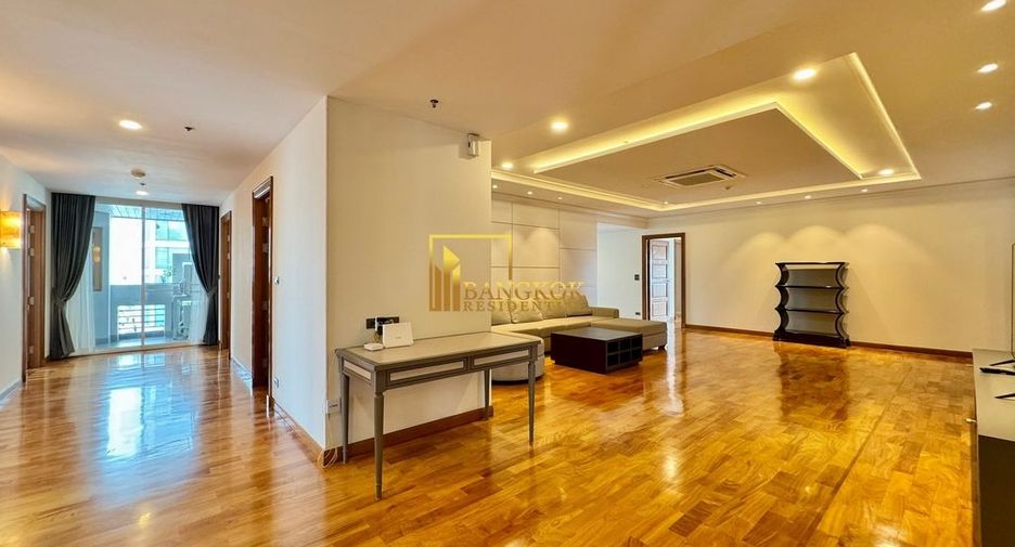 Apartment zur Miete mit 4 Zimmer in Khlong Toei, Bangkok
