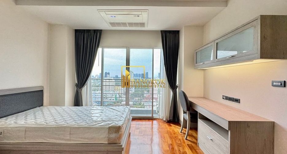 Apartment zur Miete mit 4 Zimmer in Khlong Toei, Bangkok