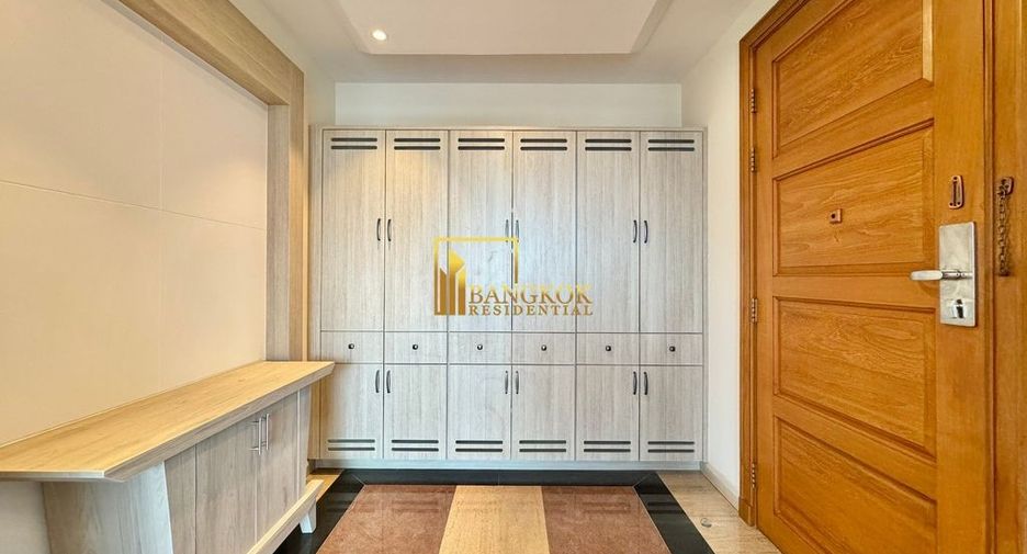 Apartment zur Miete mit 4 Zimmer in Khlong Toei, Bangkok