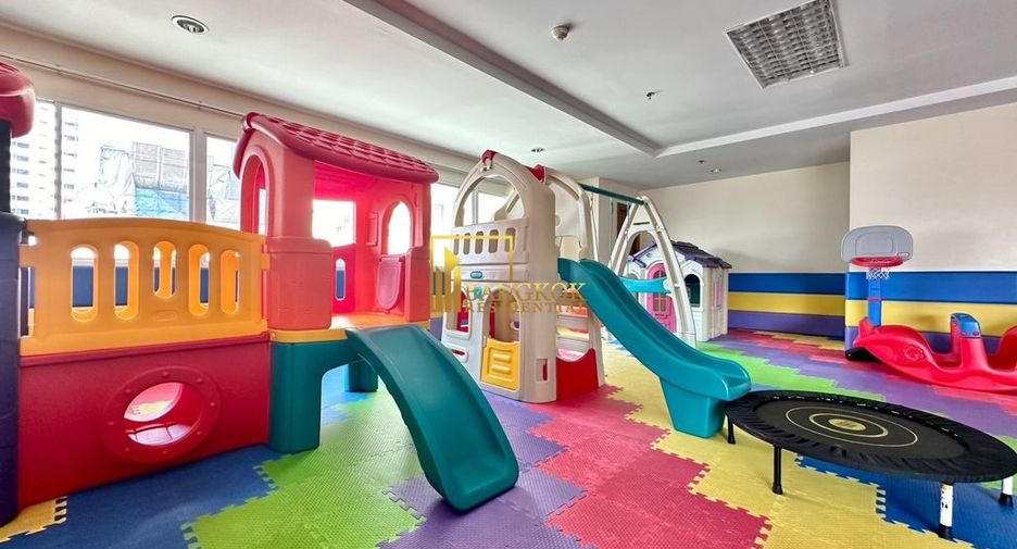 Apartment zur Miete mit 4 Zimmer in Khlong Toei, Bangkok