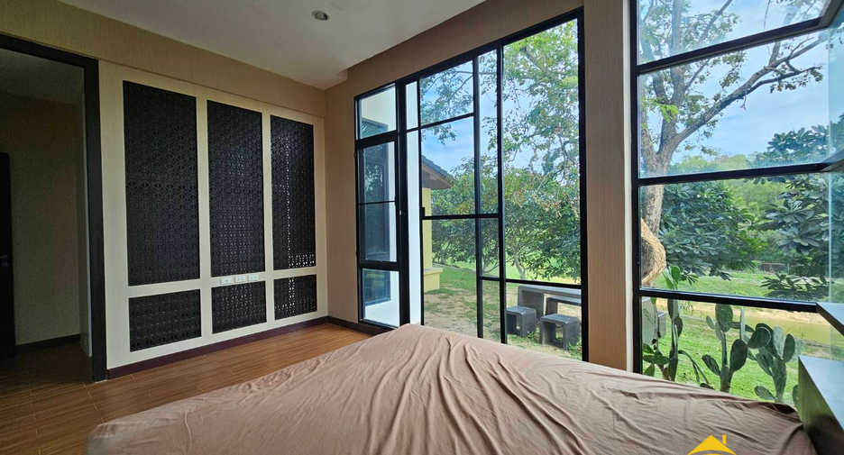 For sale 3 bedrooms house in Bang Lamung, Chonburi