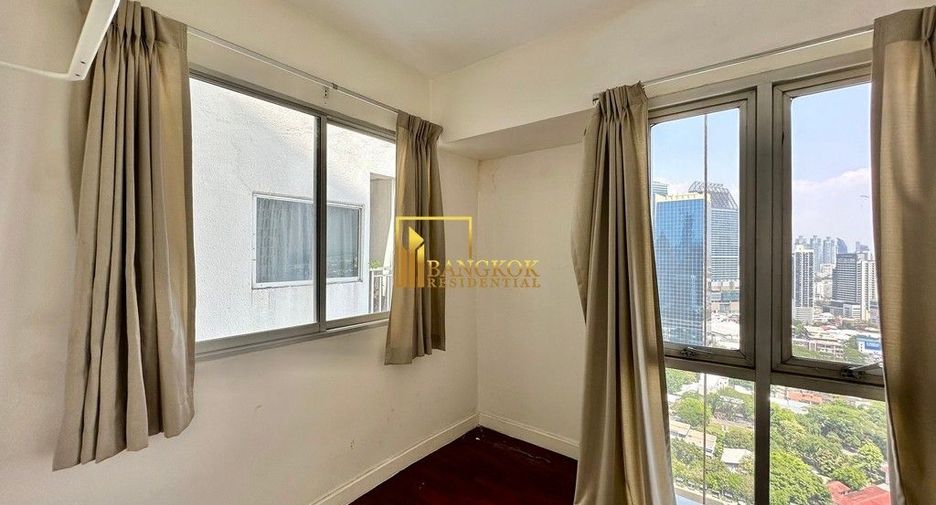 À louer 4 chambres condo à Sathon, Bangkok