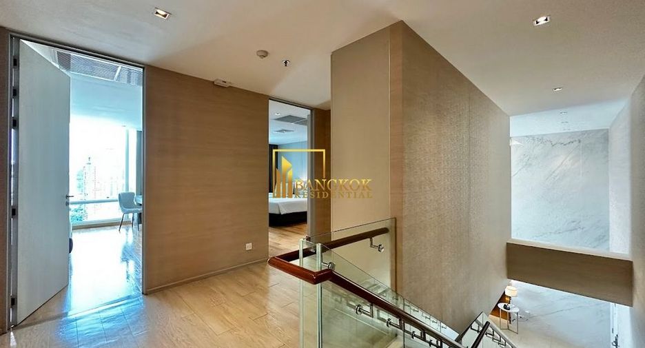For rent 3 bedrooms serviced apartment in Watthana, Bangkok