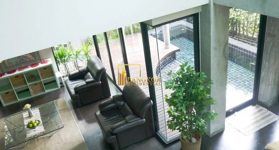 À louer 3 chambres villa à Watthana, Bangkok
