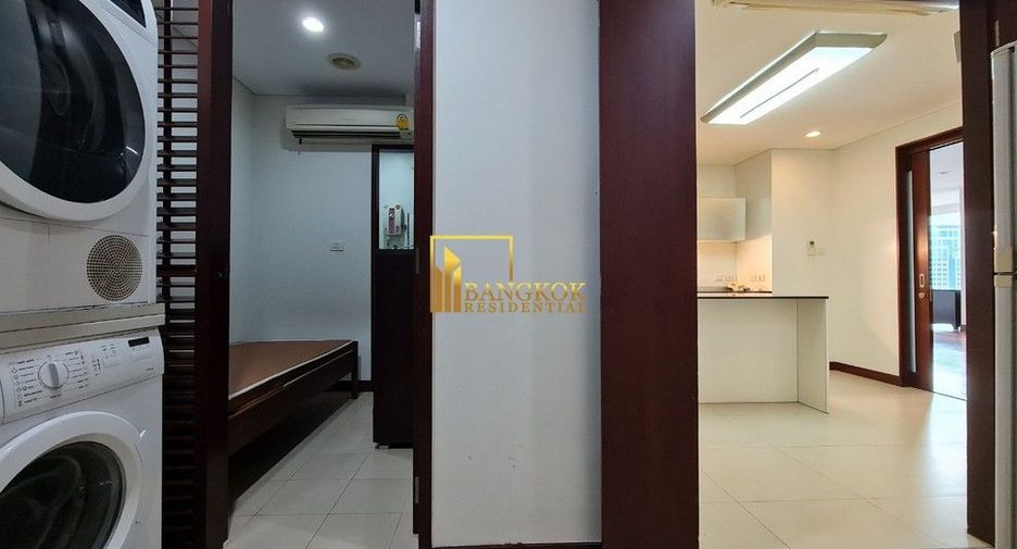 For rent 3 bedrooms condo in Pathum Wan, Bangkok