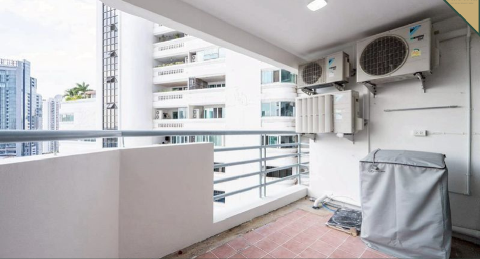 出售 2 卧室 公寓 在 Khlong Toei, 曼谷