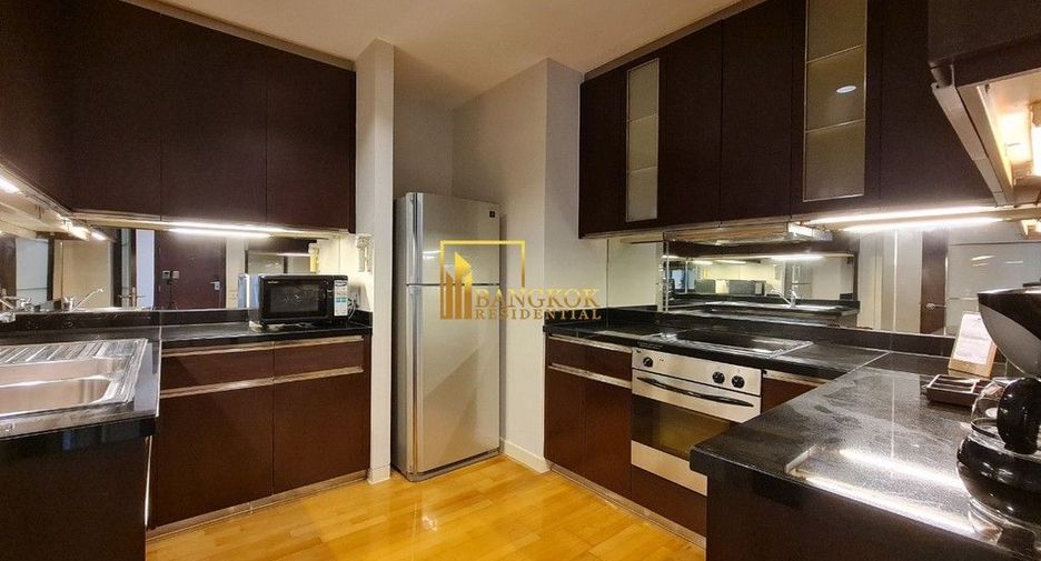For rent 2 ベッドルーム serviced apartment in Khlong Toei, Bangkok