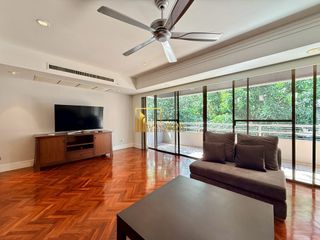 For rent 4 bedrooms apartment in Watthana, Bangkok