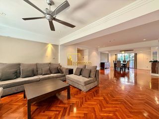 For rent 4 bedrooms apartment in Watthana, Bangkok