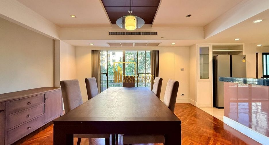 For rent 4 bedrooms apartment in Watthana, Bangkok
