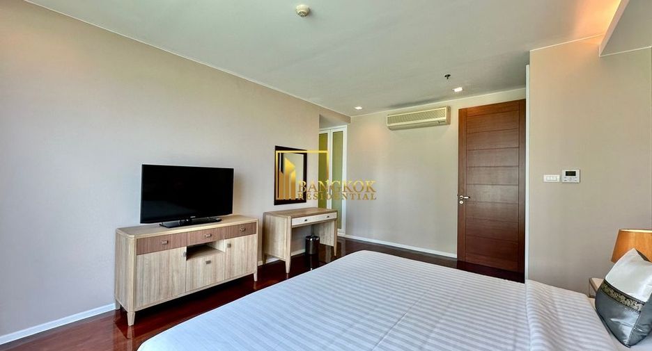Apartamento con servicios en alquiler de 3 habitaciones en Khlong Toei, Bangkok