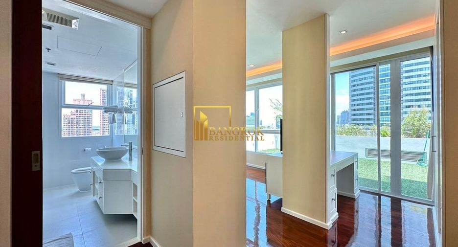 Apartamento con servicios en alquiler de 3 habitaciones en Khlong Toei, Bangkok
