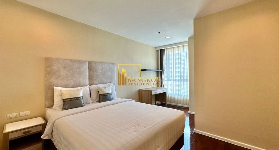 Apartamento con servicios en alquiler de 3 habitaciones en Khlong Toei, Bangkok