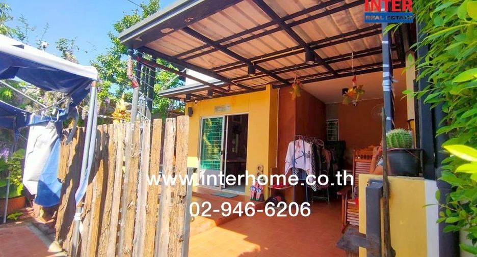 出售 3 卧室 联排别墅 在 Mueang Pathum Thani, Pathum Thani