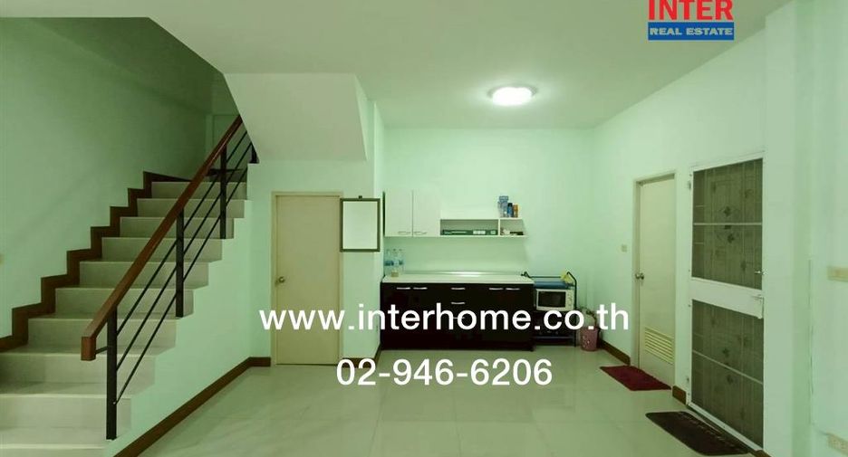 Reihenhaus zum Kauf mit 3 Zimmer in Krathum Baen, Samut Sakhon
