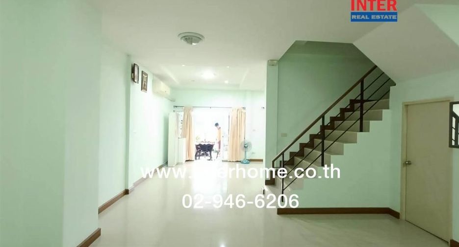 Reihenhaus zum Kauf mit 3 Zimmer in Krathum Baen, Samut Sakhon