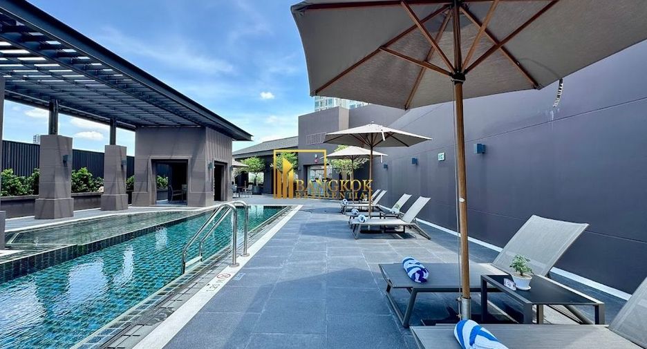 Apartamento con servicios en alquiler de 3 habitaciones en Khlong Toei, Bangkok