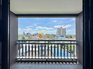 Apartamento con servicios en alquiler de 3 habitaciones en Khlong Toei, Bangkok