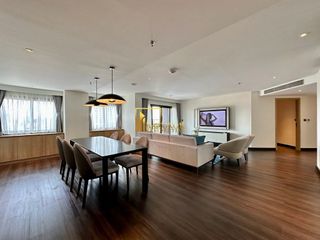 Apartamento con servicios en alquiler de 3 habitaciones en Khlong Toei, Bangkok