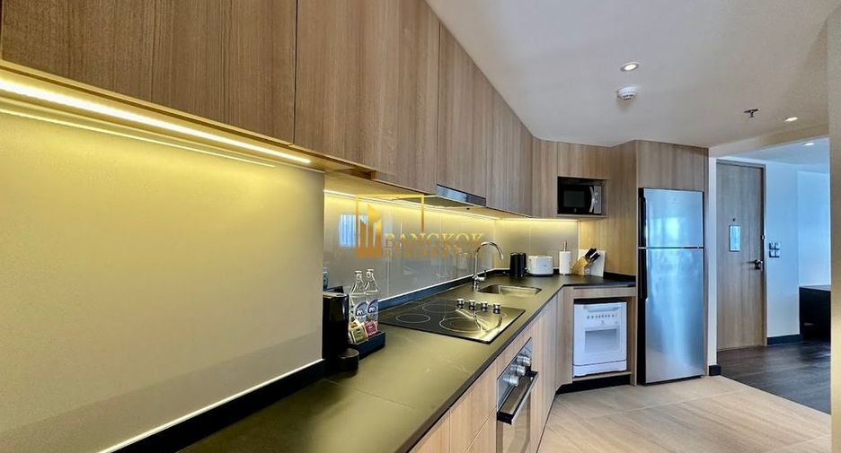 Apartamento con servicios en alquiler de 3 habitaciones en Khlong Toei, Bangkok