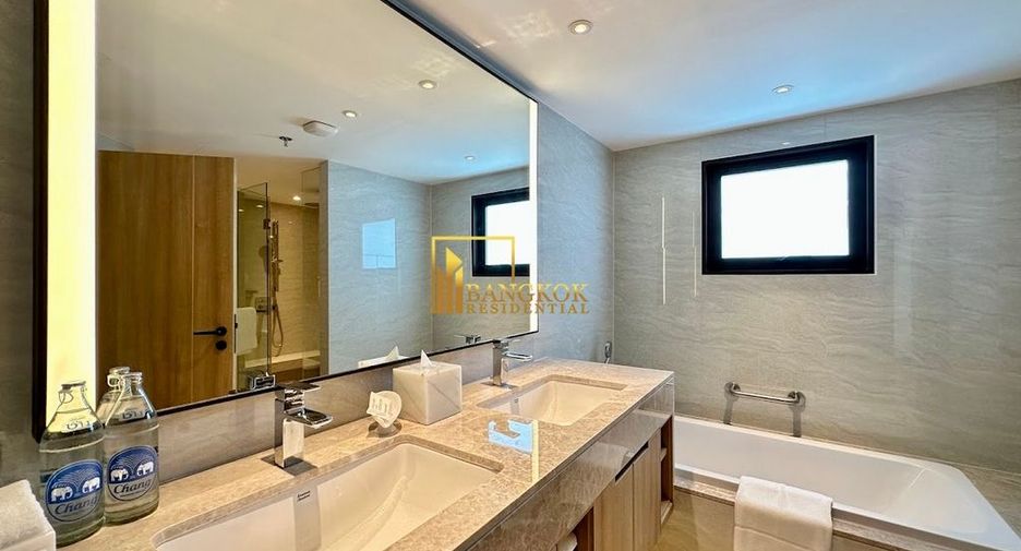 Apartamento con servicios en alquiler de 3 habitaciones en Khlong Toei, Bangkok