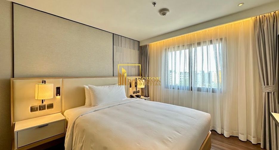 Apartamento con servicios en alquiler de 3 habitaciones en Khlong Toei, Bangkok
