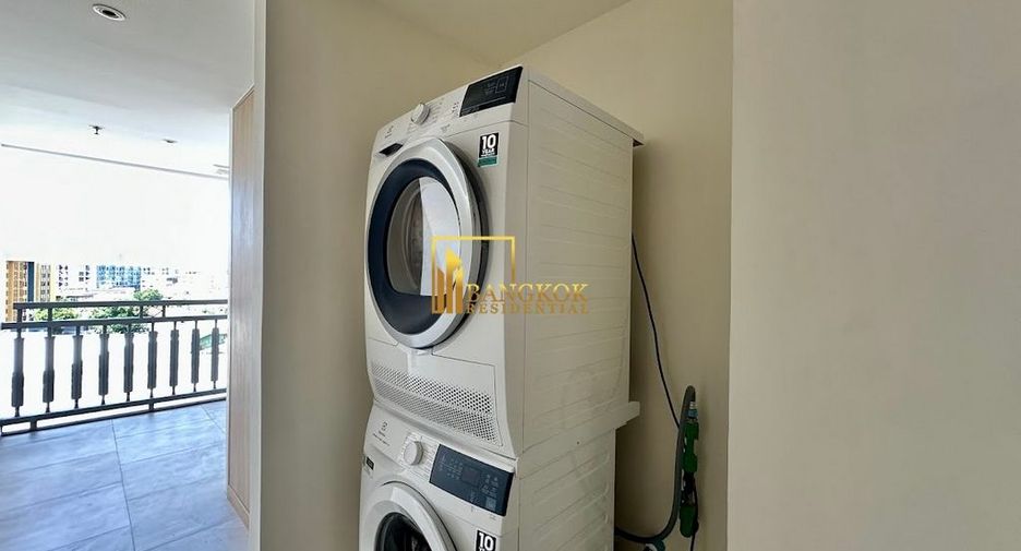 Apartamento con servicios en alquiler de 3 habitaciones en Khlong Toei, Bangkok