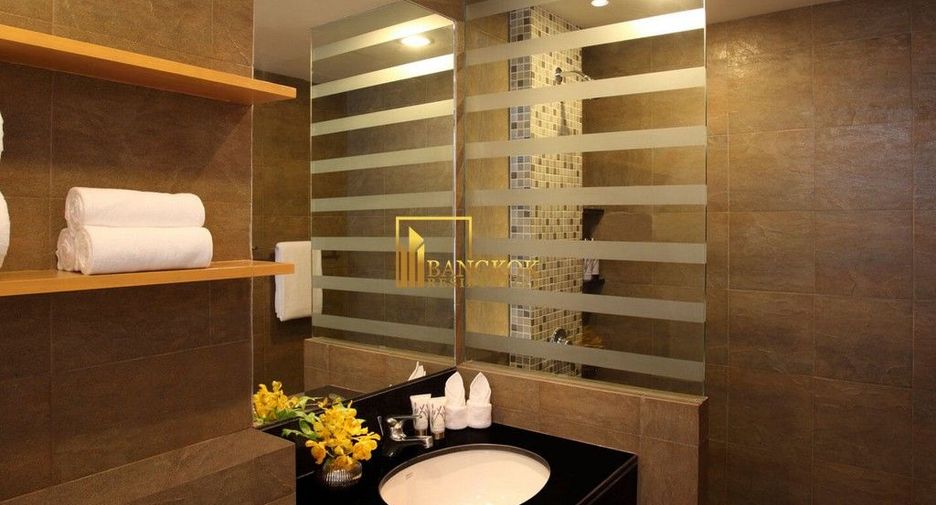 For rent 4 bedrooms apartment in Watthana, Bangkok