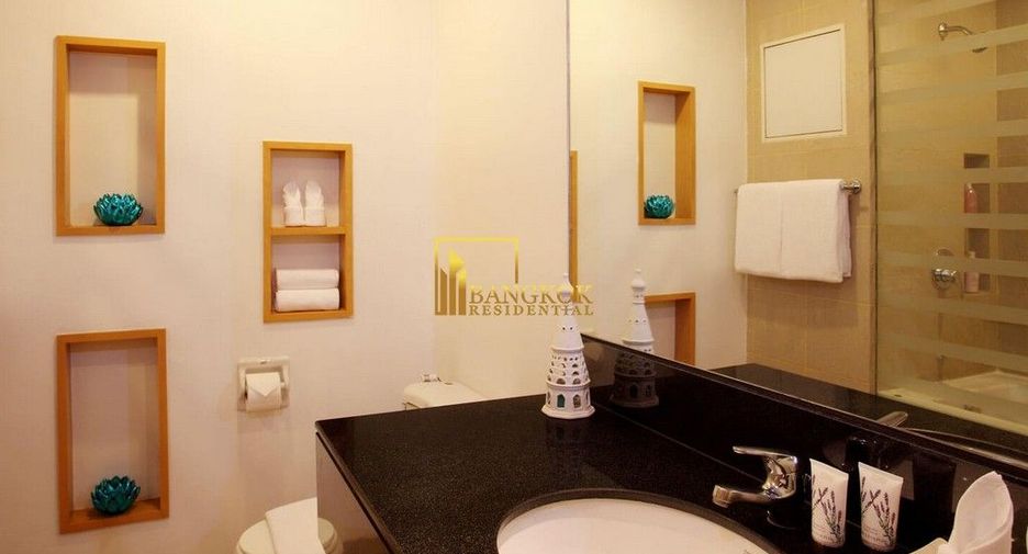 For rent 4 bedrooms apartment in Watthana, Bangkok