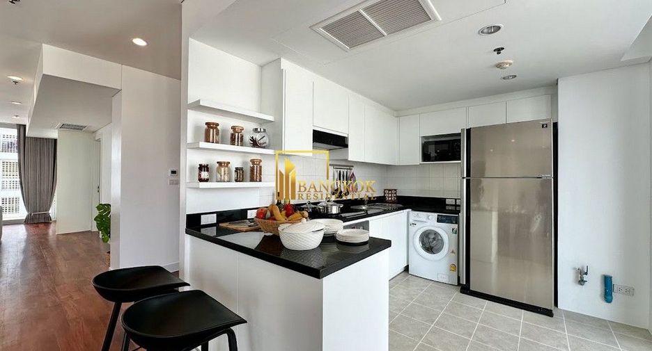 For rent 4 bedrooms apartment in Watthana, Bangkok