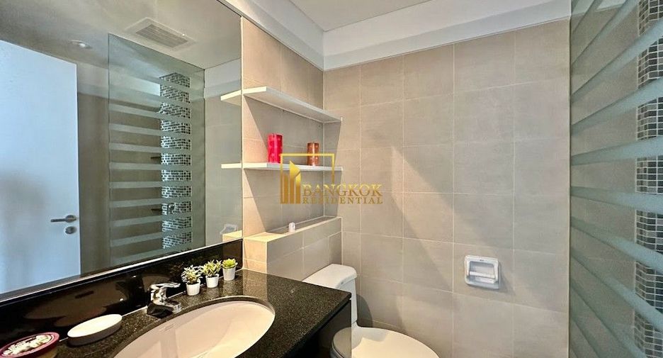 For rent 4 bedrooms apartment in Watthana, Bangkok