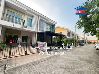 For sale 3 bedrooms townhouse in Mueang Samut Sakhon, Samut Sakhon