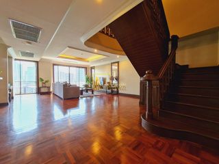 For rent 4 ベッドルーム apartment in Pathum Wan, Bangkok