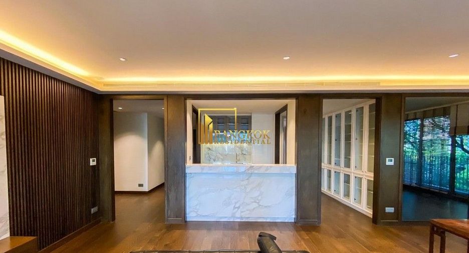 For rent 3 bedrooms condo in Yan Nawa, Bangkok