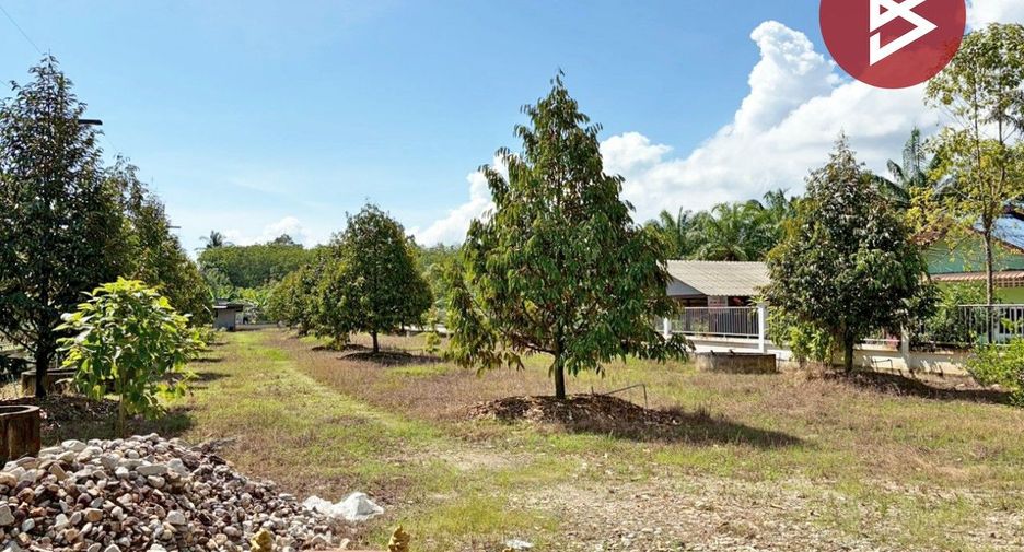 For sale 3 bedrooms house in Sichon, Nakhon Si Thammarat