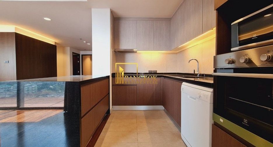 Apartment zur Miete mit 4 Zimmer in Khlong Toei, Bangkok