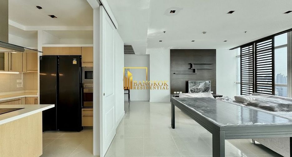 For rent 3 ベッドルーム condo in Pathum Wan, Bangkok
