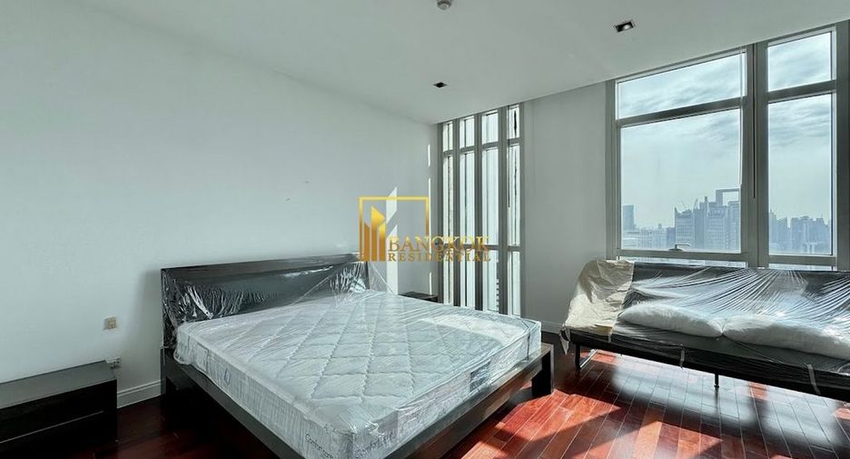 For rent 3 ベッドルーム condo in Pathum Wan, Bangkok