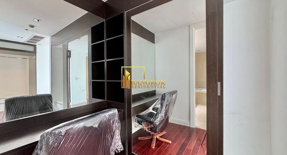 For rent 3 ベッドルーム condo in Pathum Wan, Bangkok