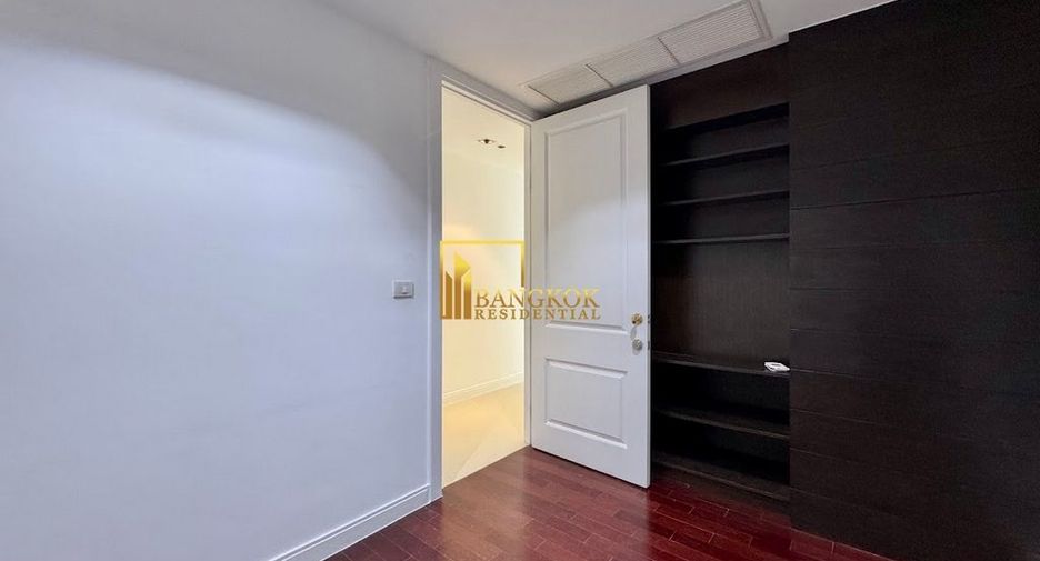 For rent 3 ベッドルーム condo in Pathum Wan, Bangkok