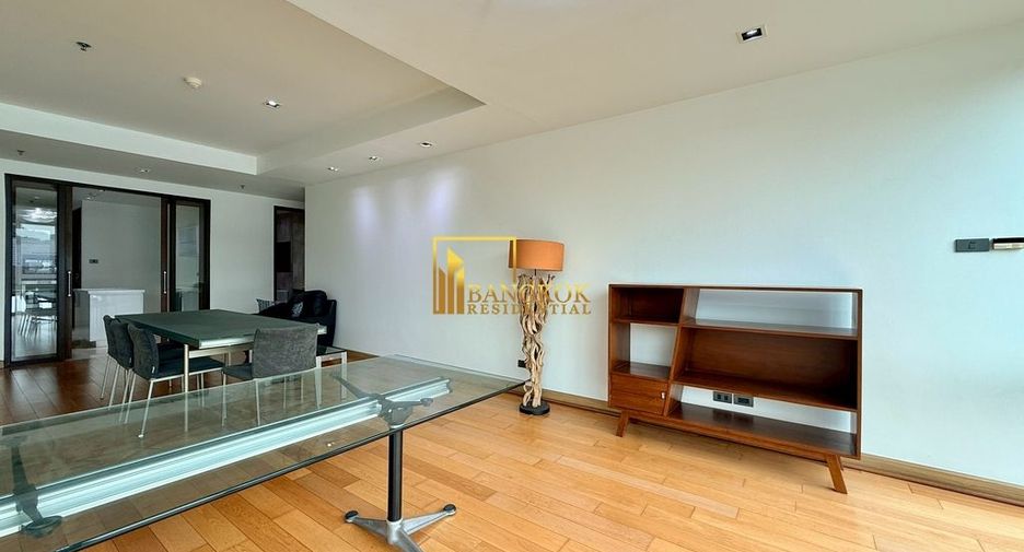 Condo en alquiler de 4 habitaciones en Khlong Toei, Bangkok