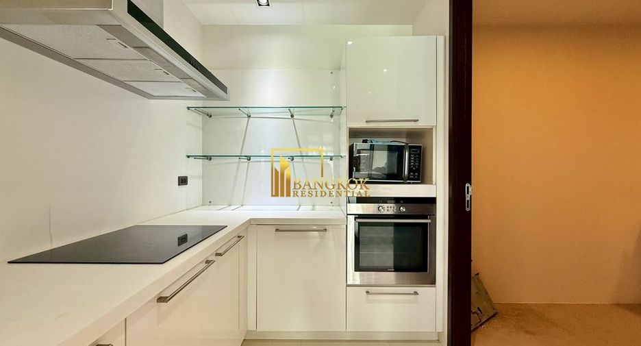 Condo en alquiler de 4 habitaciones en Khlong Toei, Bangkok