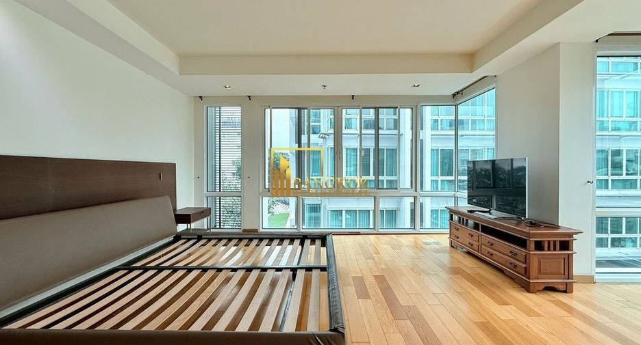 Condo en alquiler de 4 habitaciones en Khlong Toei, Bangkok