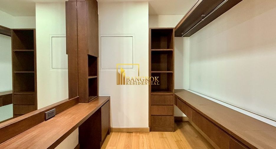 Condo en alquiler de 4 habitaciones en Khlong Toei, Bangkok