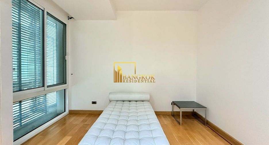 Condo en alquiler de 4 habitaciones en Khlong Toei, Bangkok