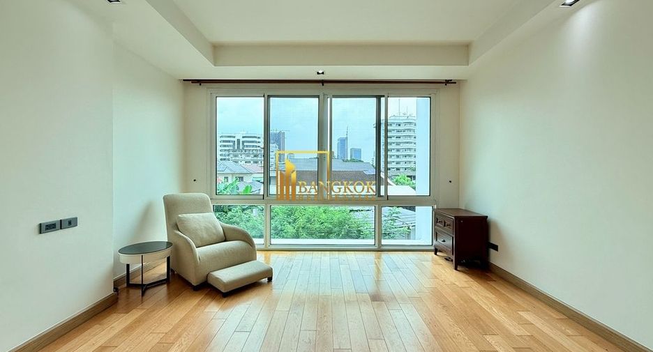 Condo en alquiler de 4 habitaciones en Khlong Toei, Bangkok