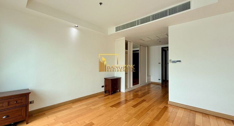 Condo en alquiler de 4 habitaciones en Khlong Toei, Bangkok