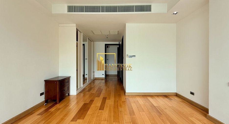 Condo en alquiler de 4 habitaciones en Khlong Toei, Bangkok